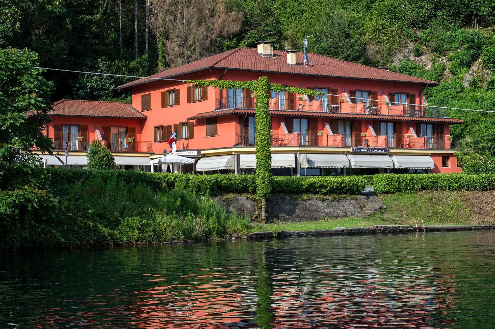 Hotel & Residence La Sibilla Cusiana Pettenasco Exteriör bild
